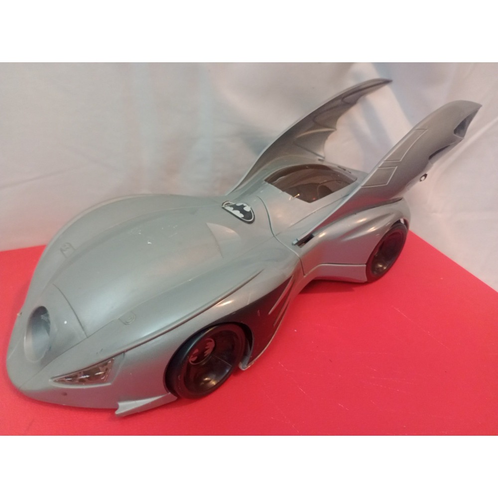Vintage 1994 Tonka Legends Batman  Batmobile. Kenner,  Dc Comics No Missile